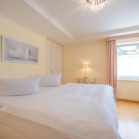 Penthouse Seeadler Comfortable Binz